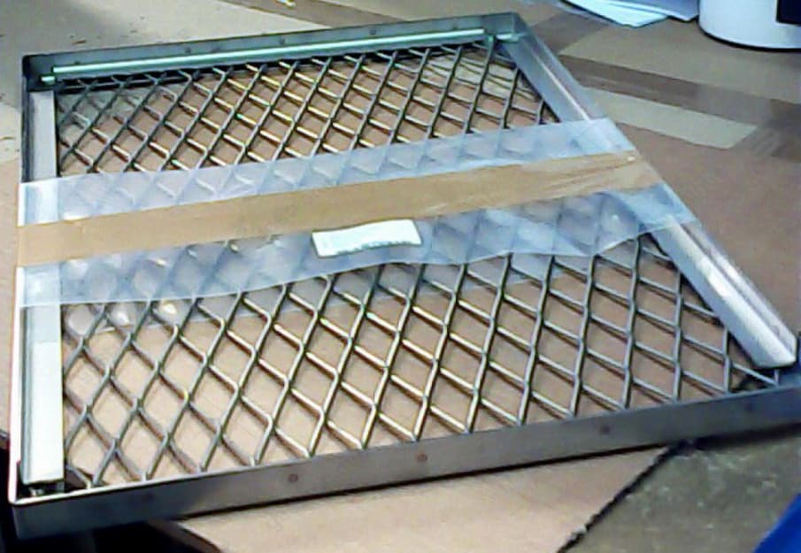 grid lava rock st/steel 538x360x20 mm - Image 1
