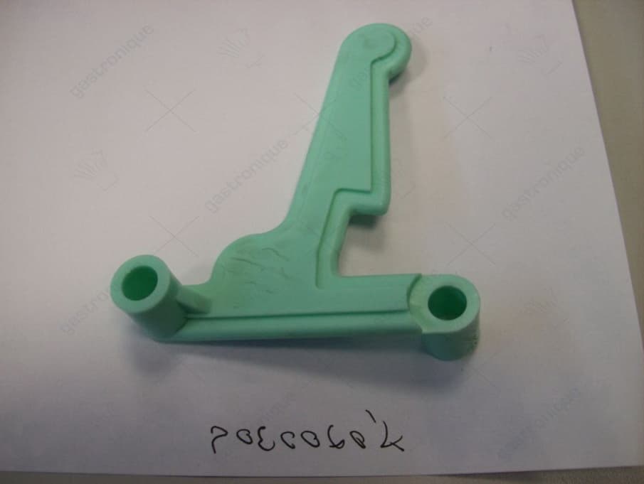 central finger for belt