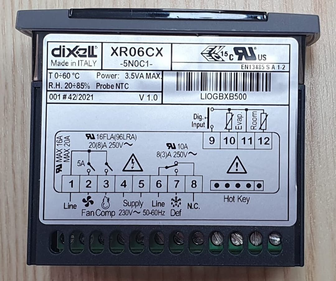 elektronische regelaar DIXELL XR60CX-5N0C1 inbouwmaat 71x29mm 230V spanning AC NTC/PTC
